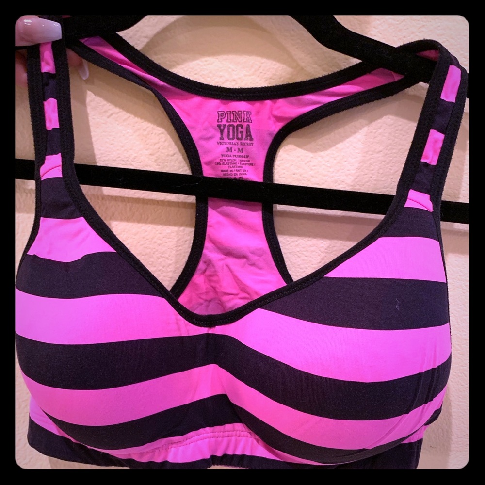Victoria’s Secret Pink sports bra
